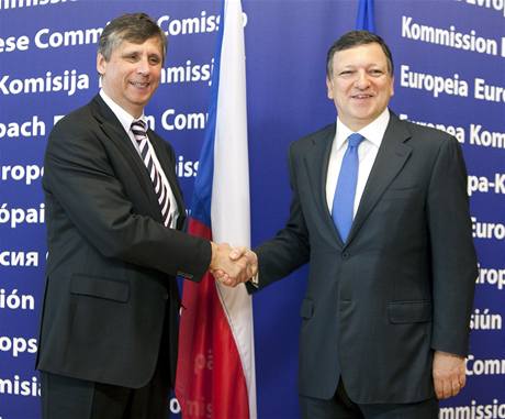 Jan Fischer a Jose Manuel Barroso v Bruselu